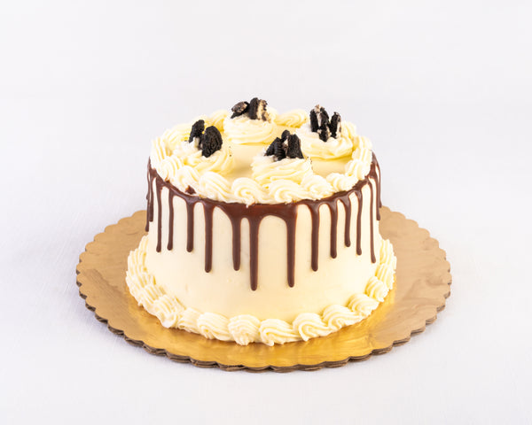 Vanilla Cookie and Cream Cake